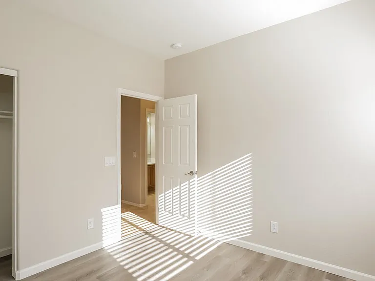 3441 E Baranca Ct — Photo 12