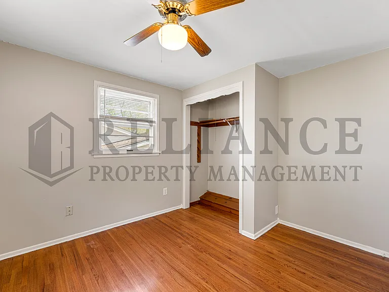 1440 N Community Dr — Photo 15