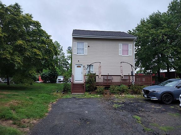 3rd image of 13 Fern Ave
