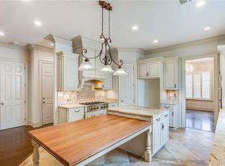 3814 Bauvais St, Metairie, LA 70001