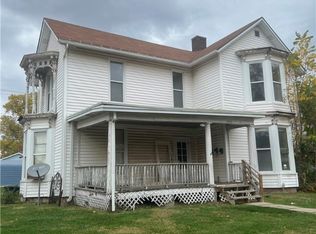 1003 Jackson Ave, Charleston, IL 61920