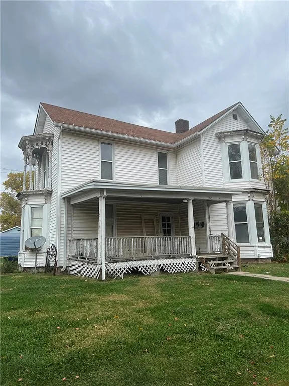 1003 Jackson Ave photo 1