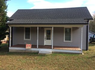 62 Robinson Dr SW, Concord, NC 28027