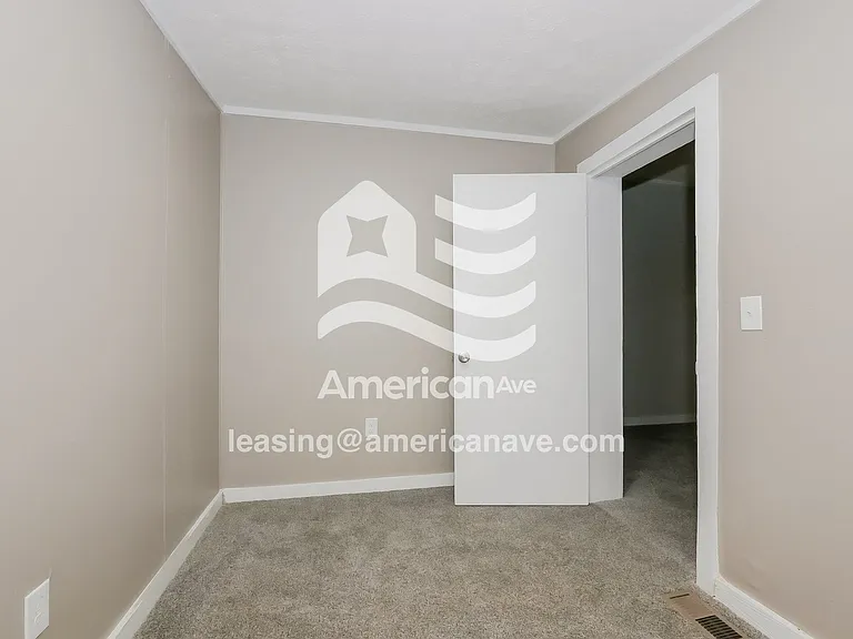 1806534_013_wm_-_bedroom_13147988.jpg