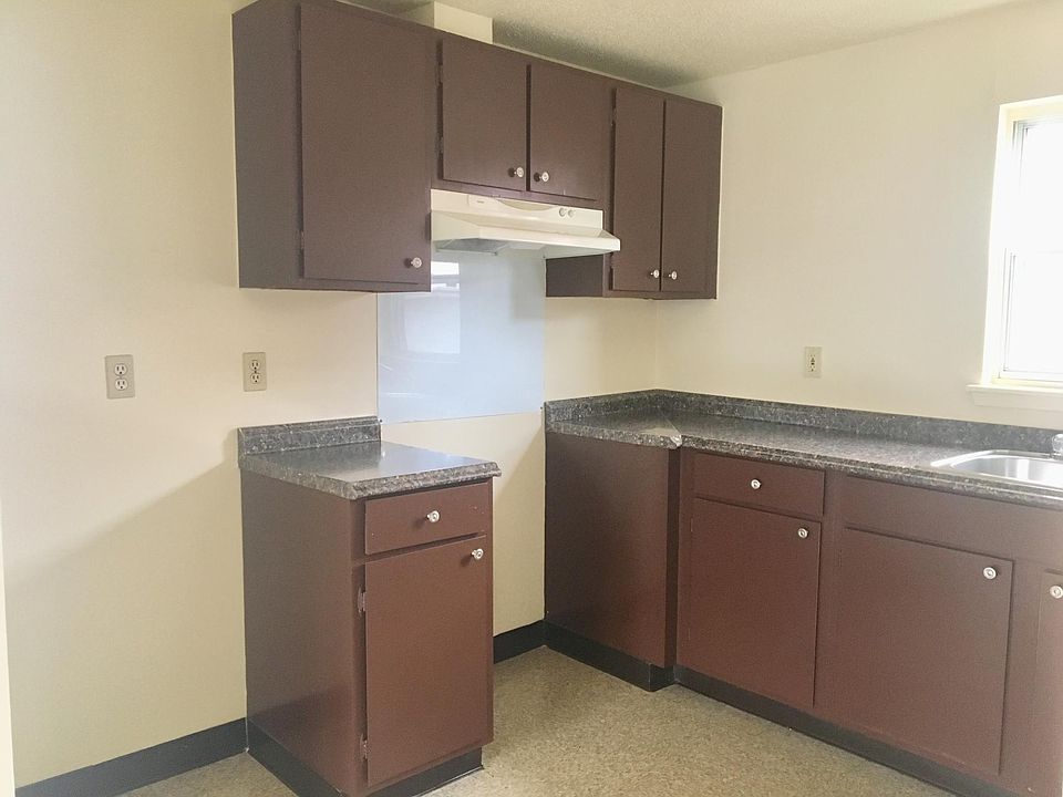 1st image of 34 Garfield St Floor 2