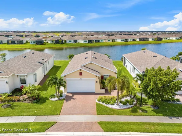 1712 Great Belt Cir, Melbourne, FL 32940