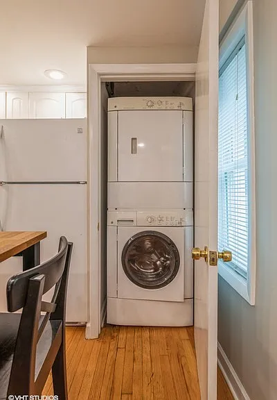 1426 N Greenview Ave #1 — Photo 7