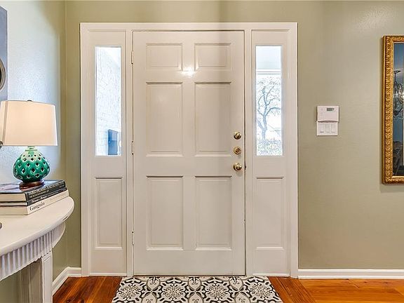 2nd image of 3109 Chaparral Ln
