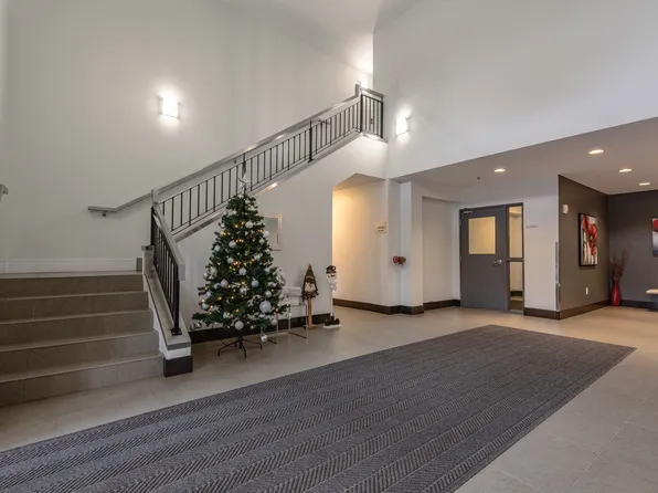 The Two Hundred on Broad Apartments