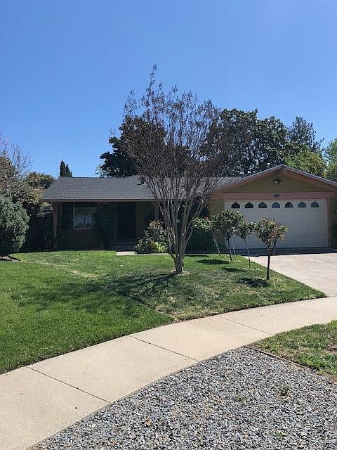 2nd image of 1752 Valhalla Ct