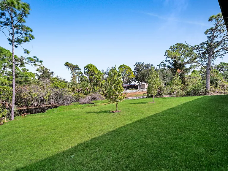 14020 Chesswood Ln — Photo 31
