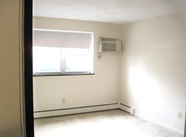 183.5 Lexington St #24 — Photo 8