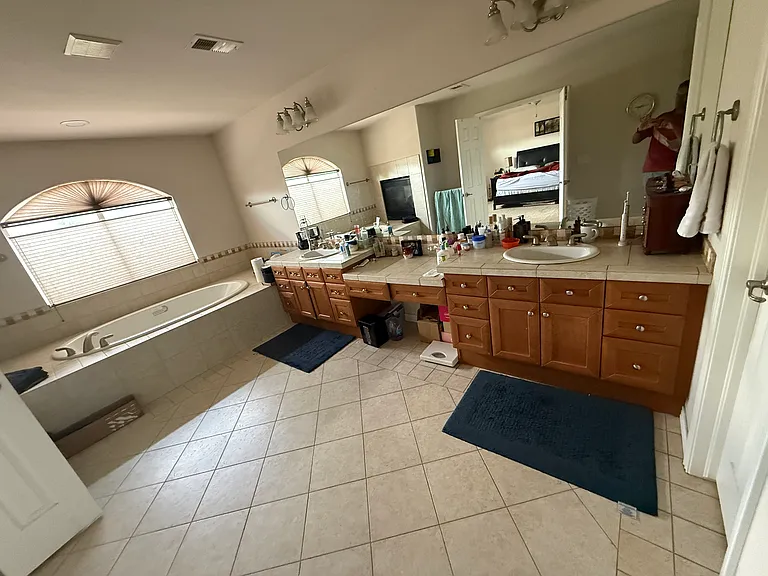 6119 S Memphis Ct — Photo 8