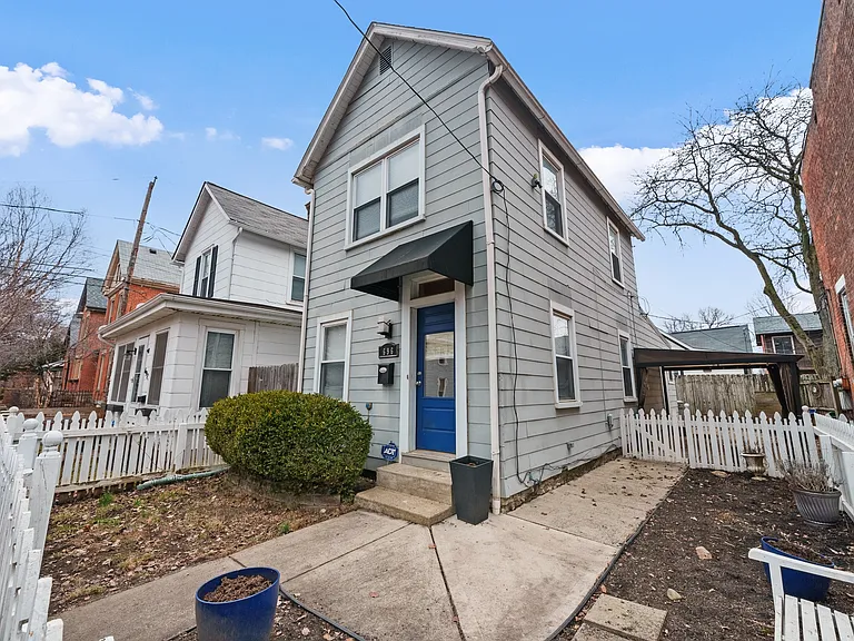 696 S 9th St — Photo 8