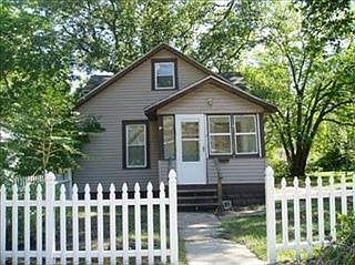 1st image of 2324 Wood St