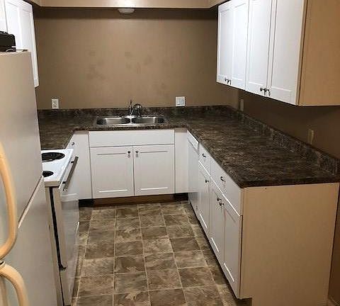 2nd image of 1102 SE Belmont Dr APT 2