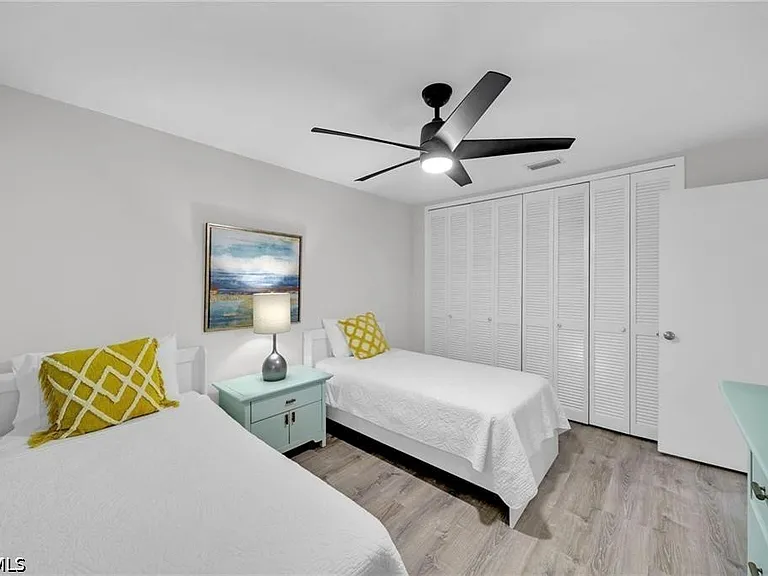 1138 Lucerne Ave #1 — Photo 15