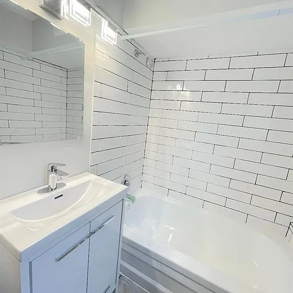 335 Detroit St #6 — Photo 6