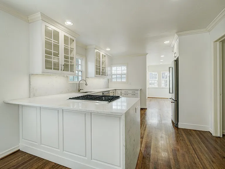1108 Marlboro Ln — Photo 4