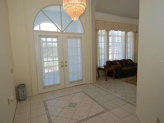 2nd image of 12097 SW Kingsway Cir