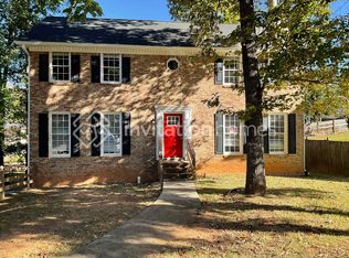 5066 Stoney Point Ln, Stone Mountain, GA 30088