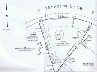 41 Reynolds Dr, Fairfield, CT 06824