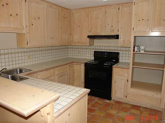 2nd image of 987 Aspen Grove Cir