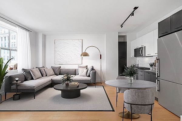 1st image of 63 Wall St #20H