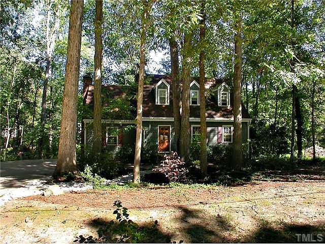Large wooded lot