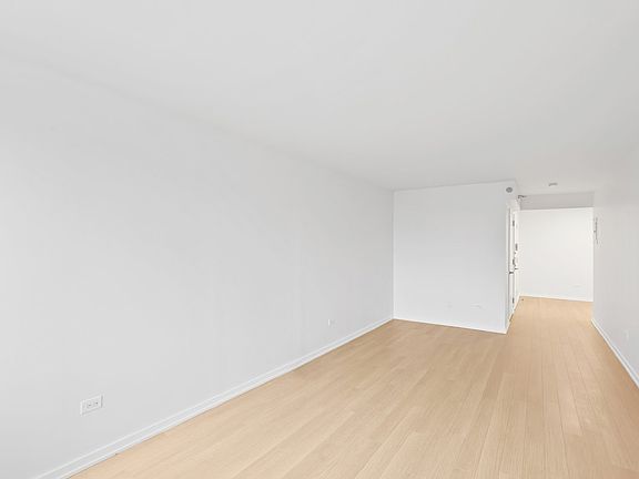 5th image of 75 W End Ave APT C19e