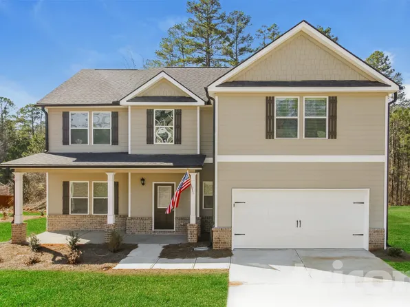 831 Bryson Lake Cir, Douglasville, GA 30134