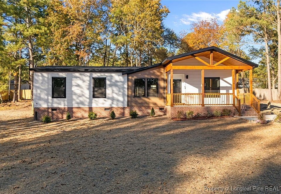 1st image of 64 Sweetbay Pl