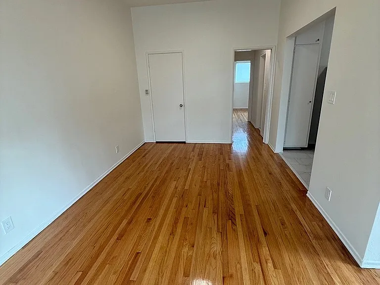 1514 S Orange Grove Ave #8 — Photo 7