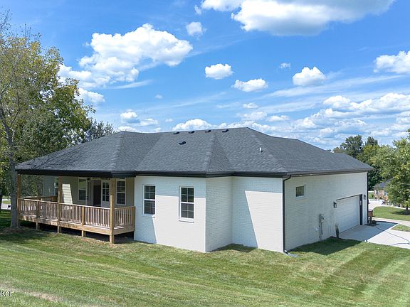 2nd image of 72 Cambridge Pl
