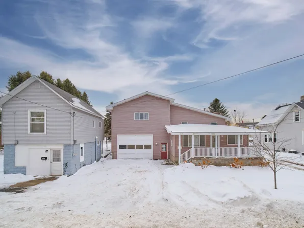 219 2nd Ave, Manistee, MI 49660