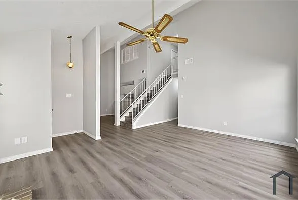 11820 Spring Grove Dr — Photo 7