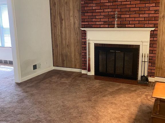 3rd image of 1517 Warwick Ave