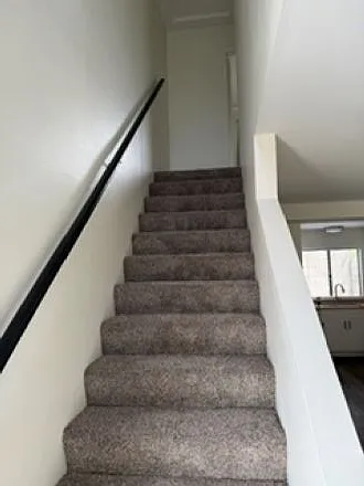 2 bed, 1.5 bath, $3,100 — Photo 3