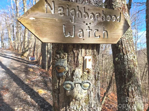 220 Sky Dr #11, Maggie Valley, NC 28751