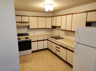 1103 Connie Rd #5, Baraboo, WI 53913