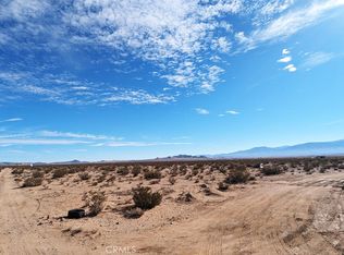 8 Northside Rd, Lucerne Valley, CA 92356