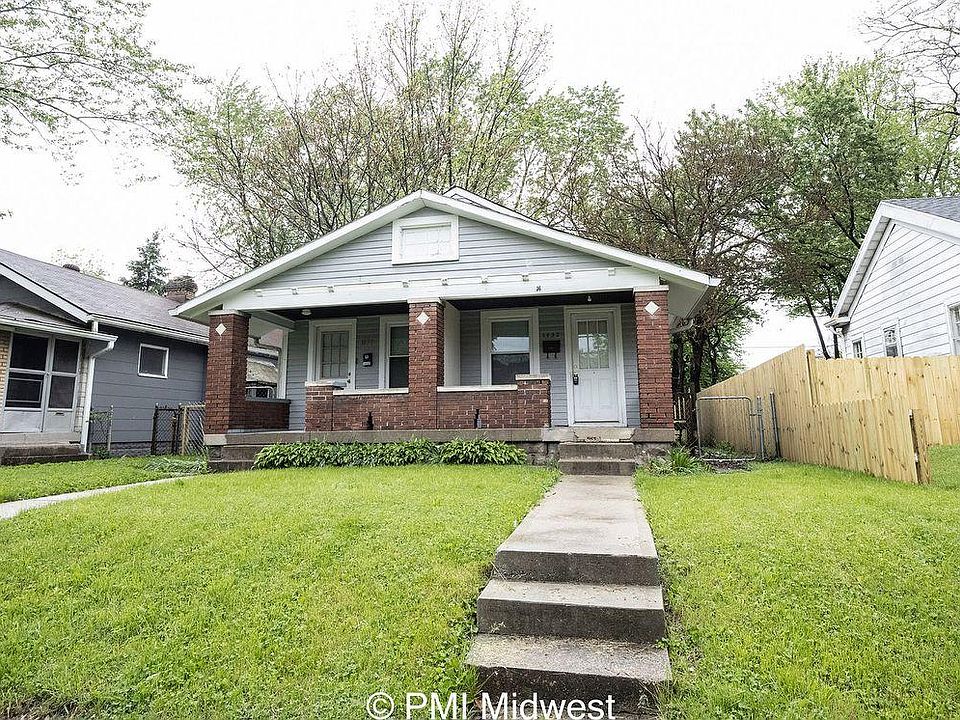 1st image of 1452 N Gladstone Ave
