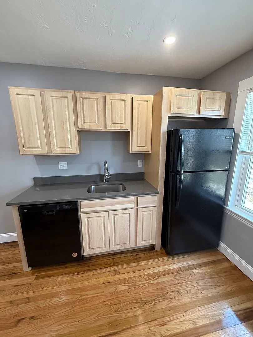 16ste — Photo 2