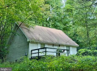 348 Sugar Run Rd, Millerstown, PA 17062