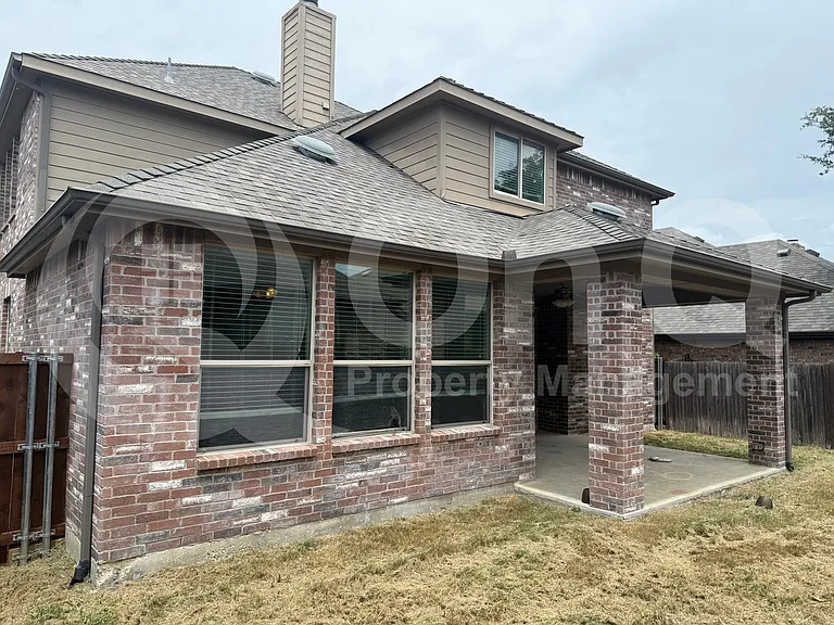 1512 Cockatiel Dr — Photo 19