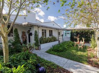 Stephen Manor, Miami, FL 33150