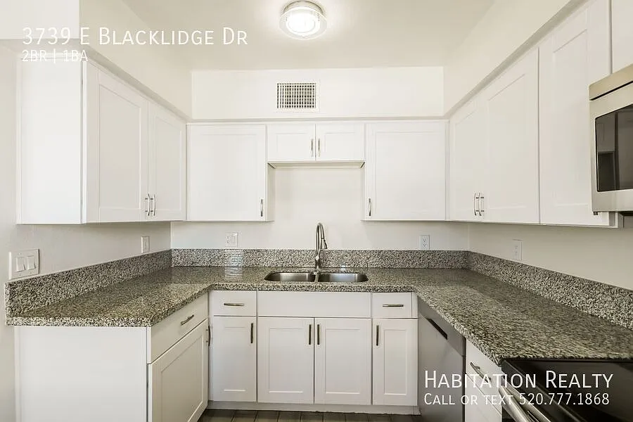 Building Photo - 3739 E Blacklidge Dr