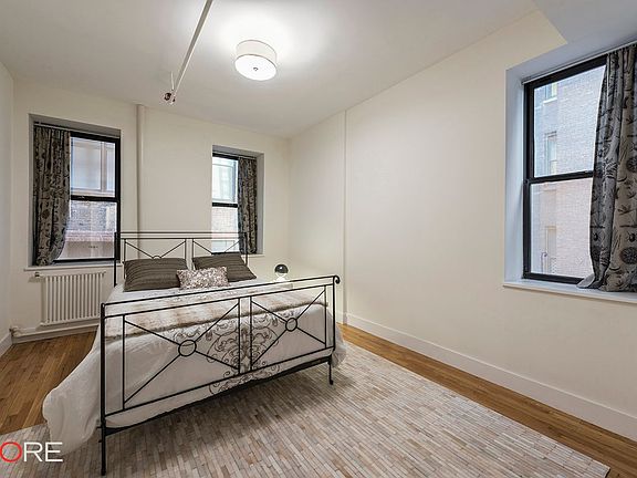 5th image of 12 W 18th St APT 3W