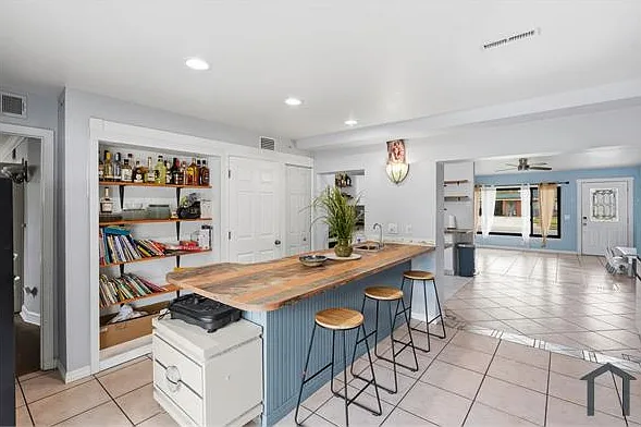 1307 Baltimore Dr — Photo 5