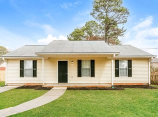 305 Barr Cir, Rex, GA 30273